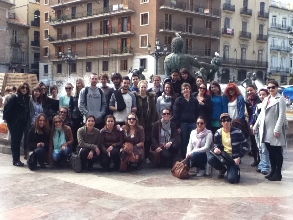 3月11日，由西班牙的當地學生、Erasmus學生以及國際合作處的教職人員們，帶領國際學生一同暢遊瓦倫西亞。